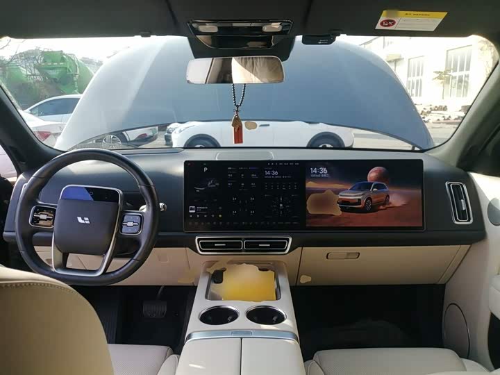 Фото 10 - LiXiang L9