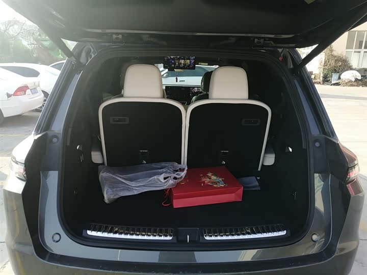 Фото 19 - LiXiang L9