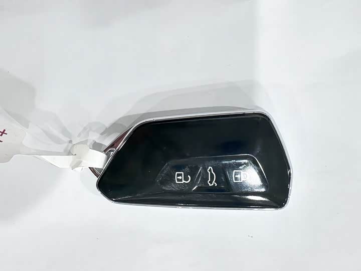 Фото 19 - Volkswagen Tiguan L Pro