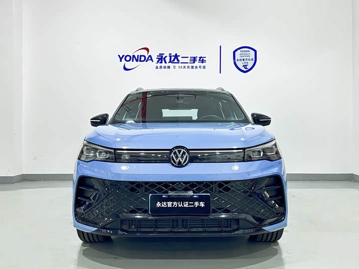 Фото 7 - Volkswagen Tiguan L Pro