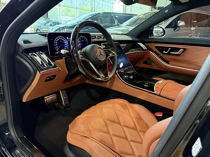 Фото 8 - Mercedes-Benz Maybach S-Class