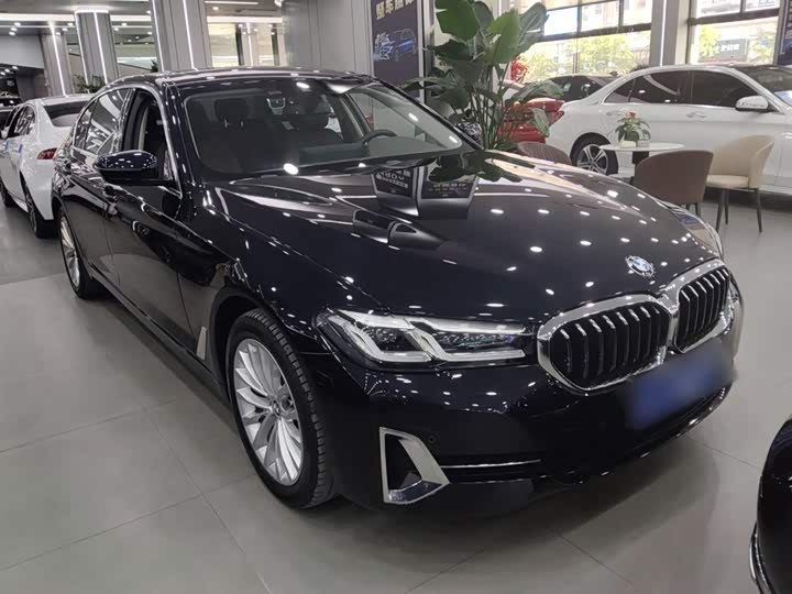 Фото 4 - BMW 5 Series