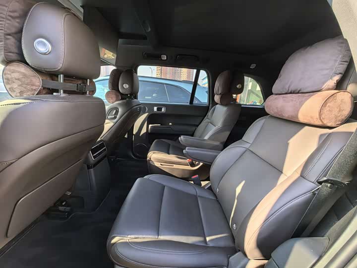 Фото 17 - LiXiang L9