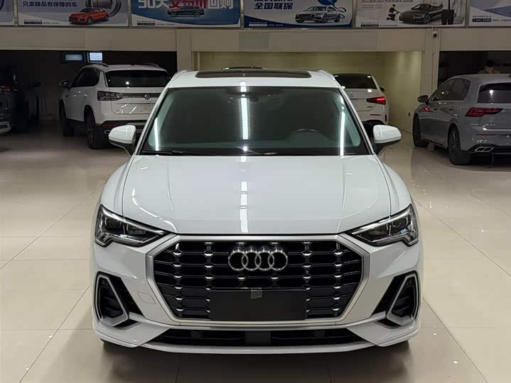 Фото 2 - Audi Q3