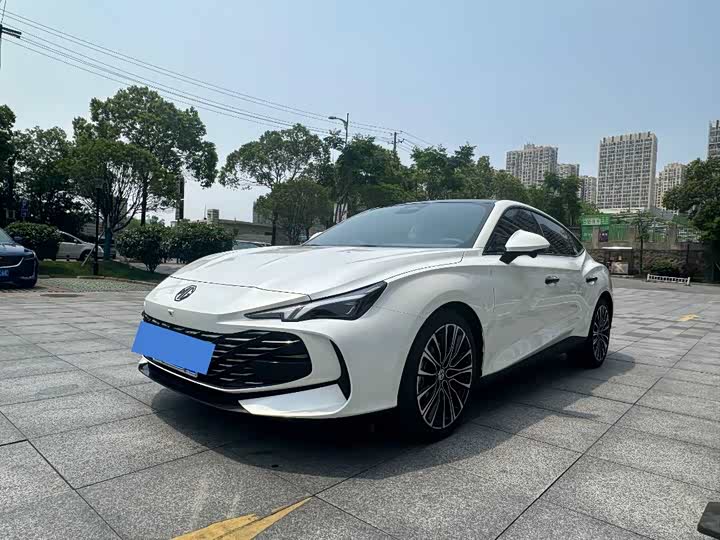 Фото 1 - MG Motor 7