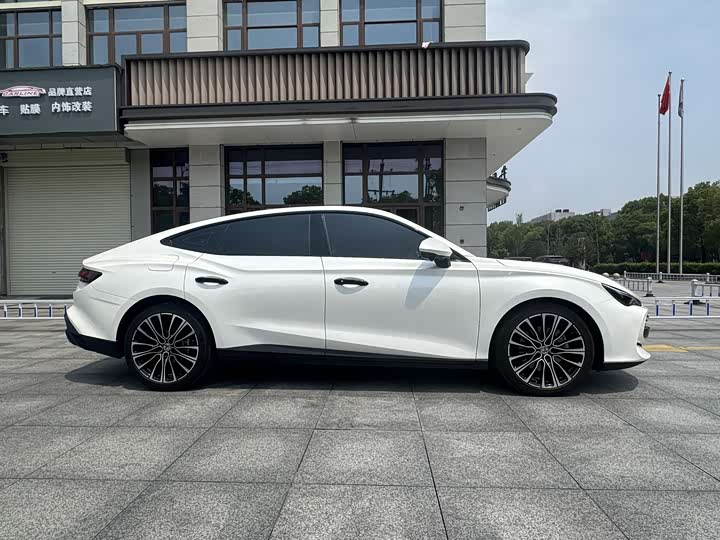 Фото 4 - MG Motor 7