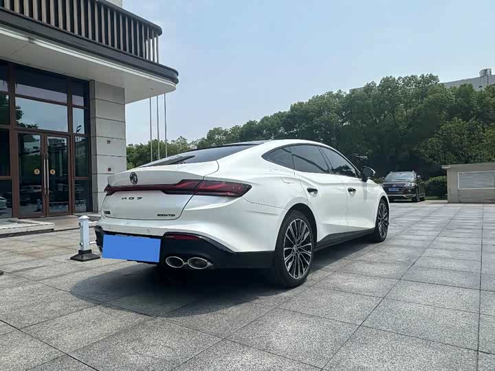 Фото 5 - MG Motor 7