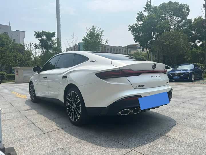 Фото 7 - MG Motor 7