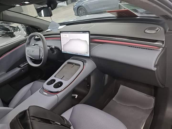 Фото 10 - XPeng G7