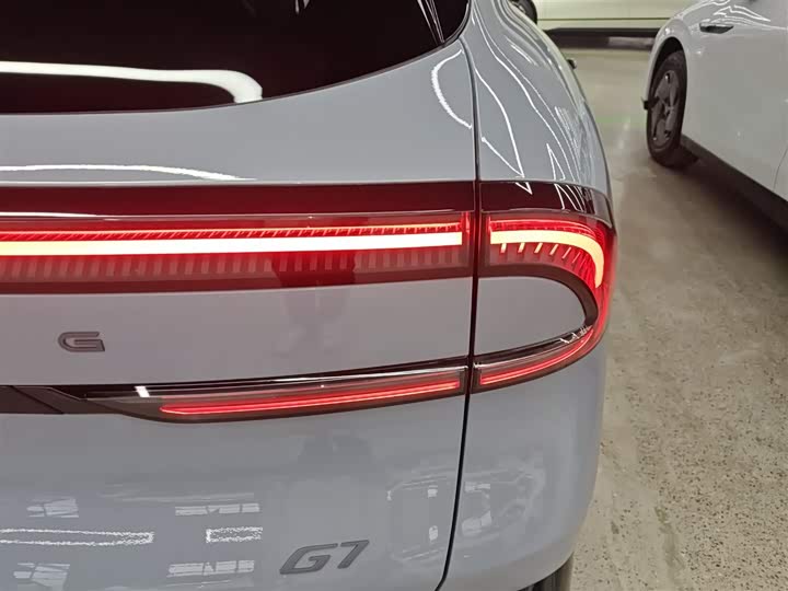 Фото 8 - XPeng G7