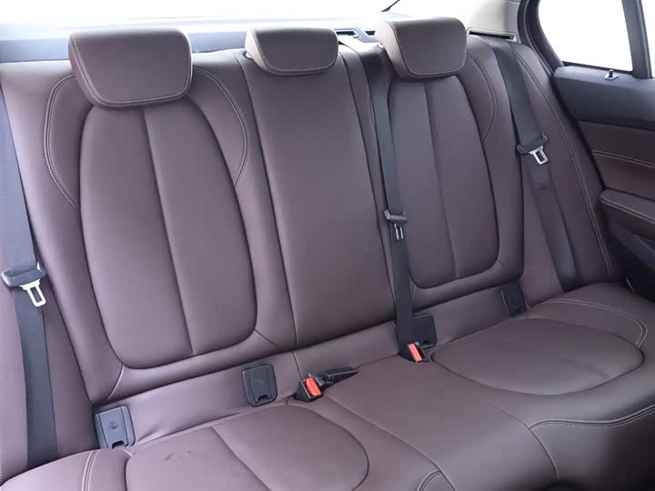 Фото 22 - BMW 1 Series