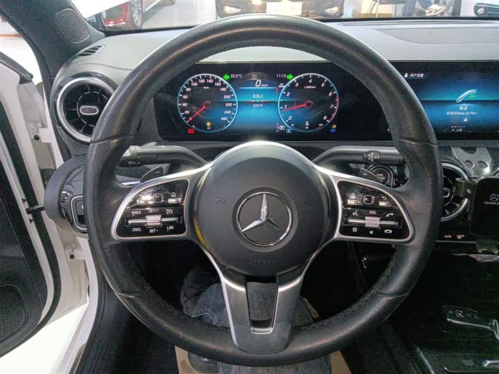 Фото 11 - Mercedes-Benz A-Class