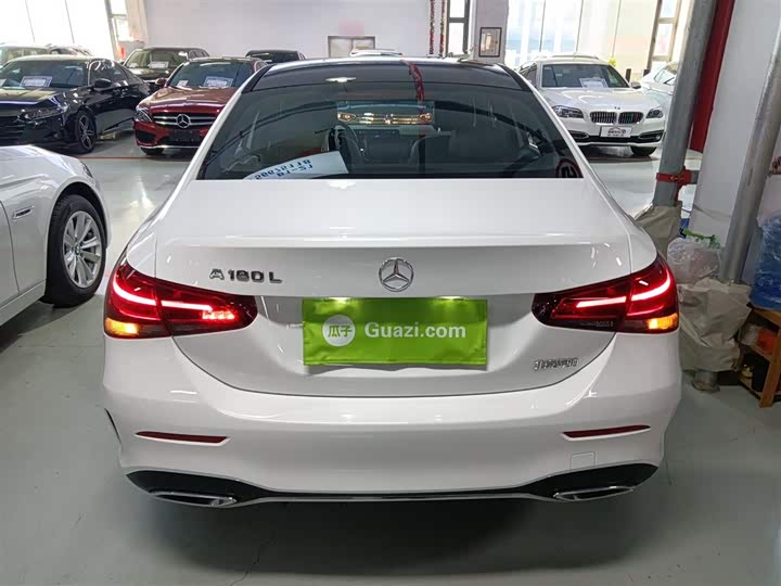 Фото 6 - Mercedes-Benz A-Class