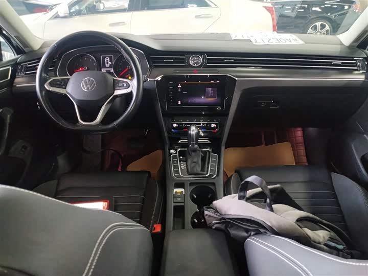 Фото 12 - Volkswagen Magotan