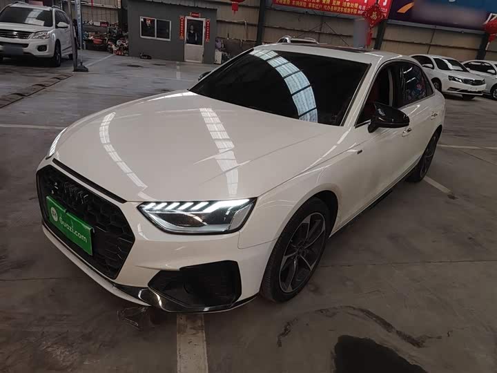 Фото 1 - Audi A4L