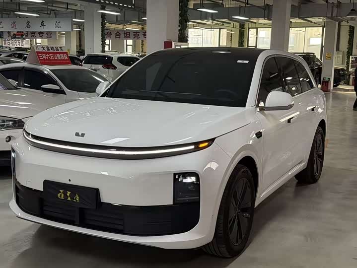 Фото 1 - LiXiang L6