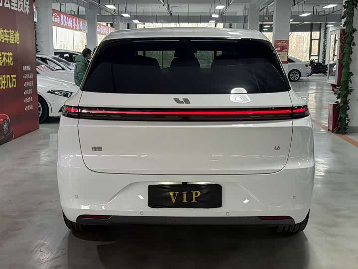 Фото 7 - LiXiang L6