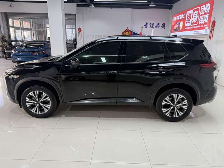 Фото 3 - Nissan X-Trail