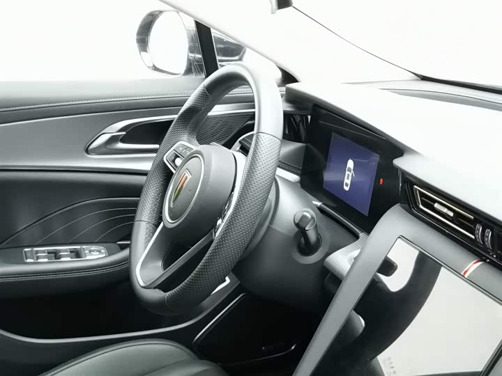 Фото 22 - Hongqi H5