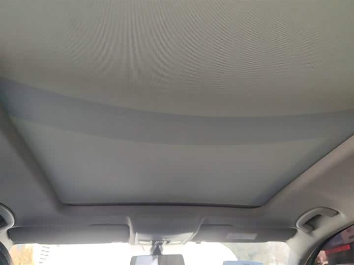 Фото 18 - Volkswagen Tiguan L Pro