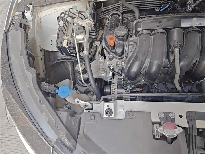 Фото 21 - Honda Vezel