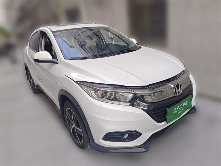 Фото 26 - Honda Vezel