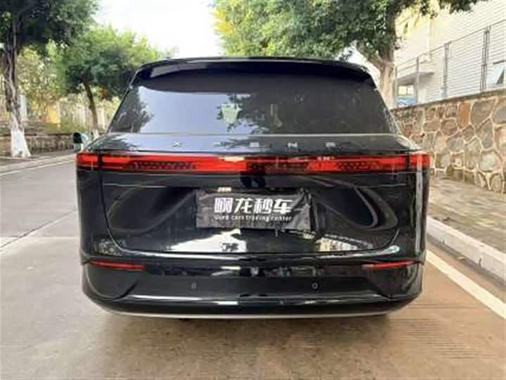 Фото 7 - XPeng G9