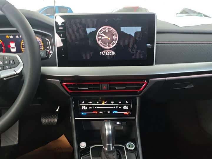 Фото 13 - Volkswagen Lavida