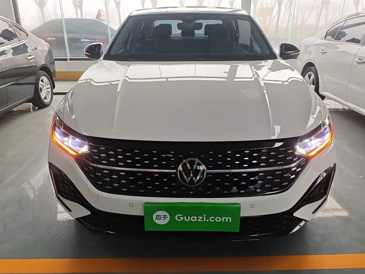 Фото 3 - Volkswagen Lavida