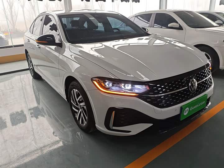 Фото 4 - Volkswagen Lavida