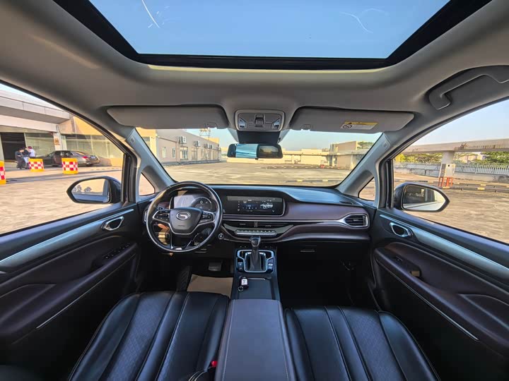 Фото 7 - GAC Trumpchi M6