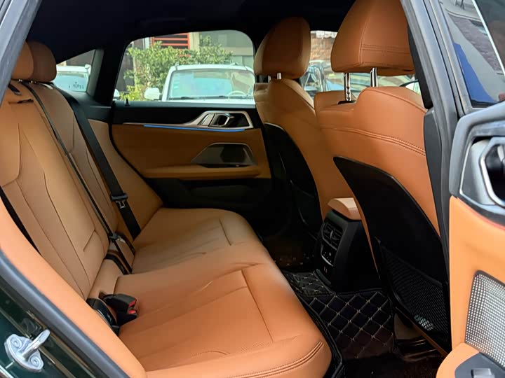 Фото 10 - BMW 4 Series