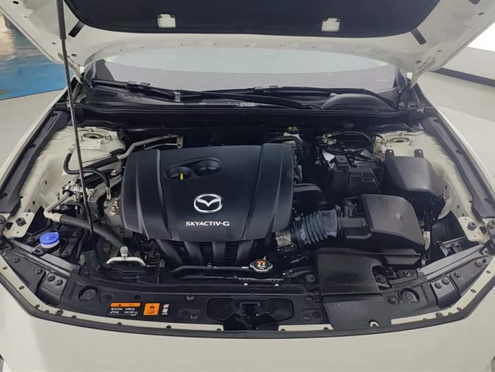 Фото 10 - Mazda 3 (Axela)