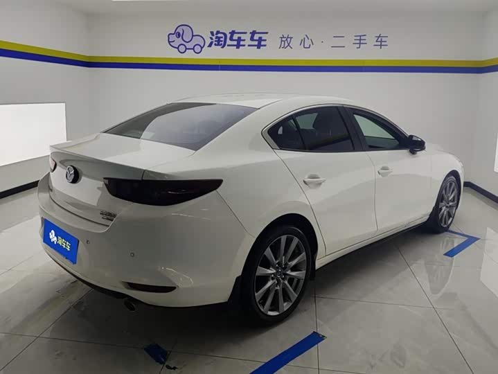 Фото 3 - Mazda 3 (Axela)