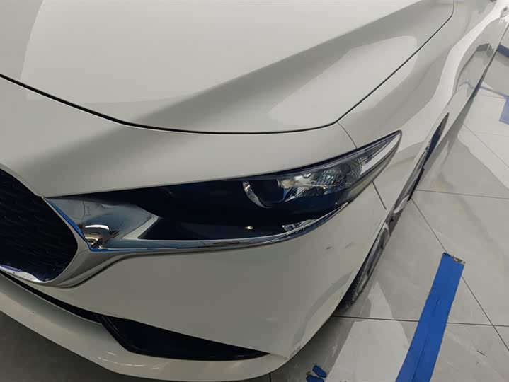 Фото 5 - Mazda 3 (Axela)