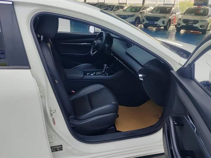 Фото 8 - Mazda 3 (Axela)