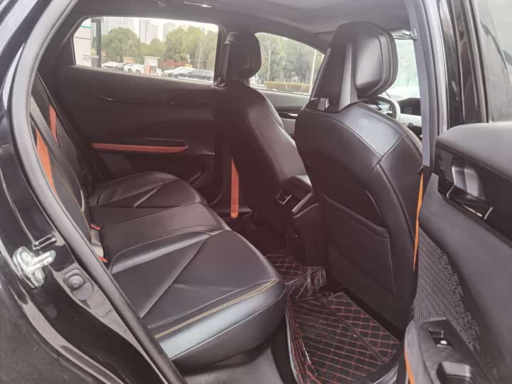 Фото 12 - Changan UNI-V