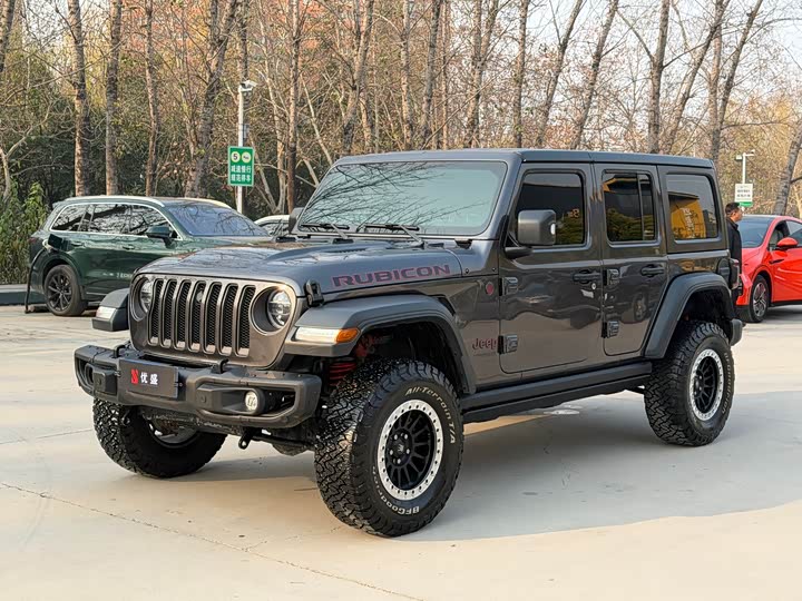 Фото 3 - Jeep Wrangler