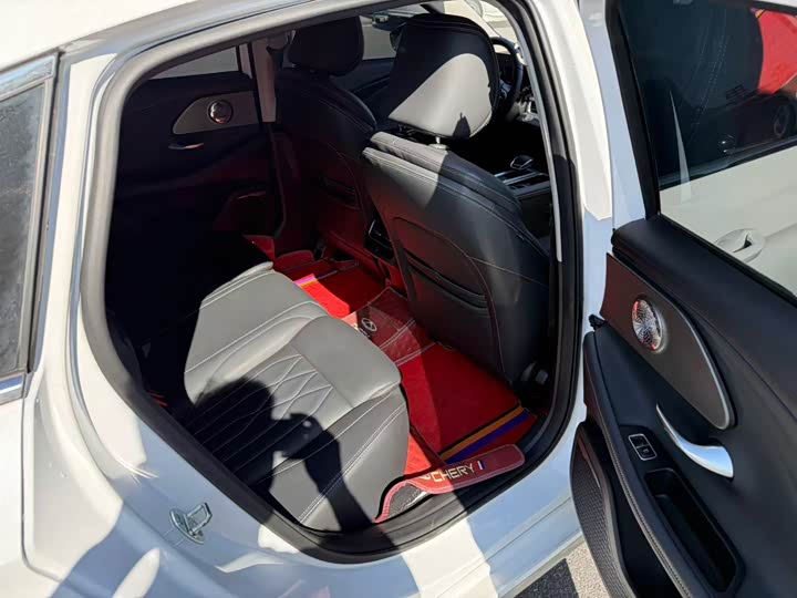 Фото 8 - Chery Arrizo 8