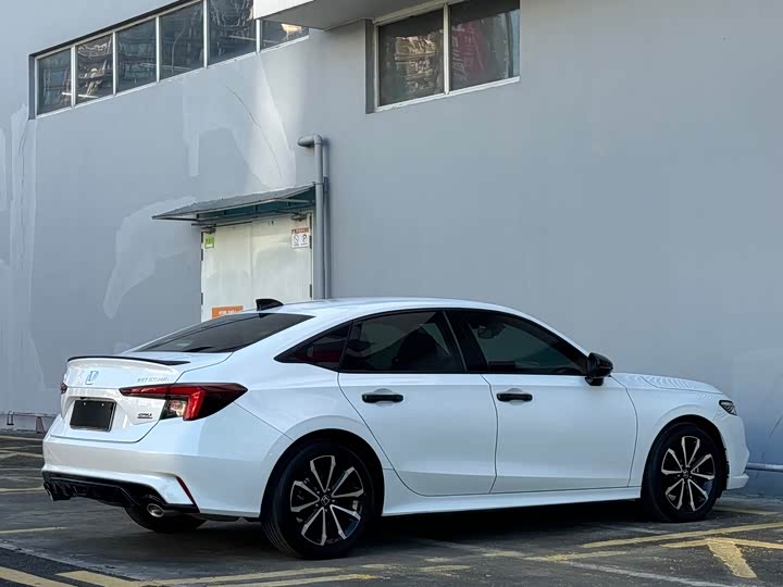 Фото 6 - Honda Integra