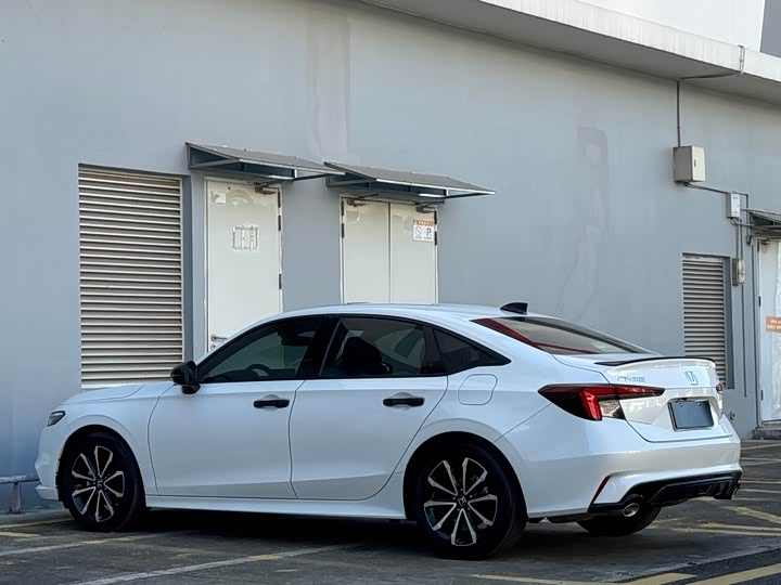 Фото 8 - Honda Integra