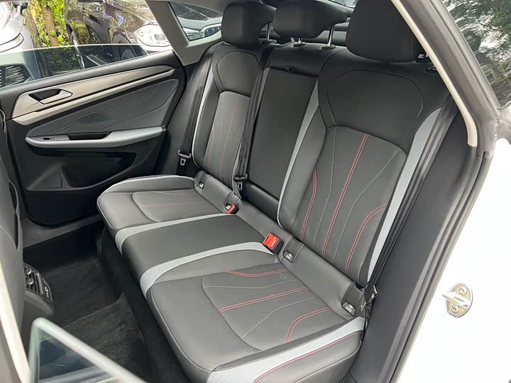 Фото 11 - Volkswagen Lamando L