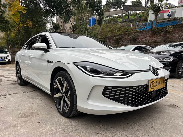 Фото 3 - Volkswagen Lamando L