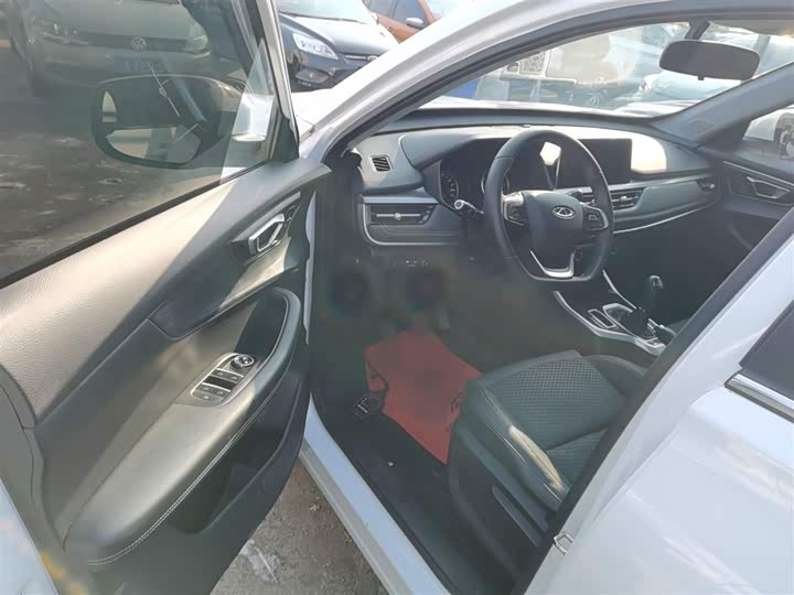 Фото 16 - Chery Tiggo 5x