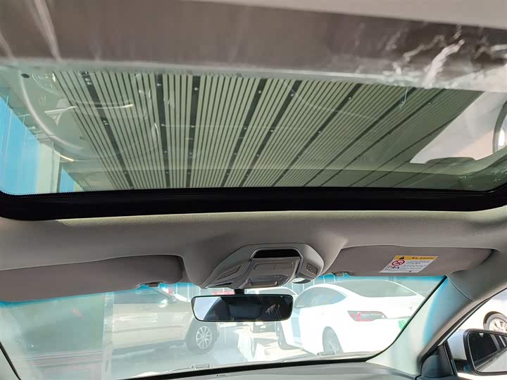 Фото 18 - Geely Binrui