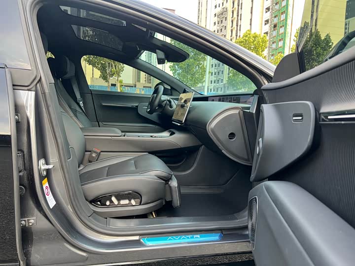 Фото 10 - Avatr 12