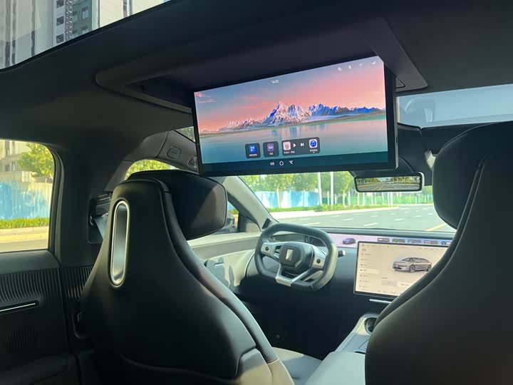 Фото 6 - Avatr 12