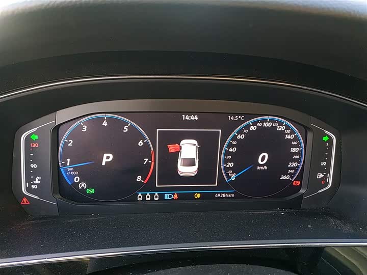 Фото 12 - Volkswagen Passat