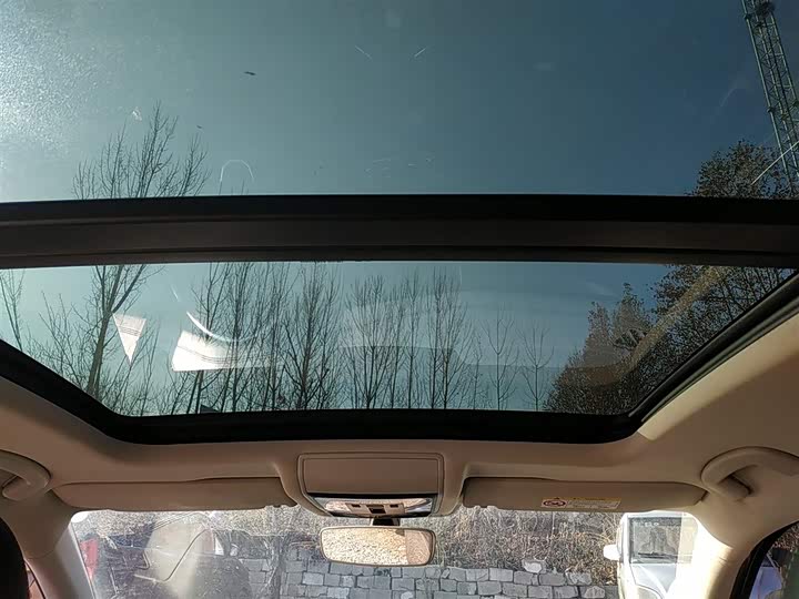 Фото 18 - Volkswagen Passat