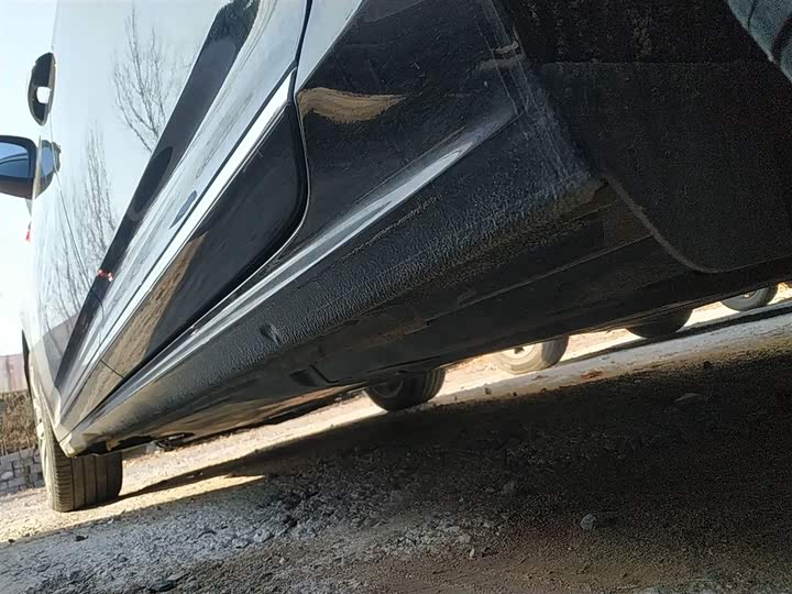 Фото 22 - Volkswagen Passat